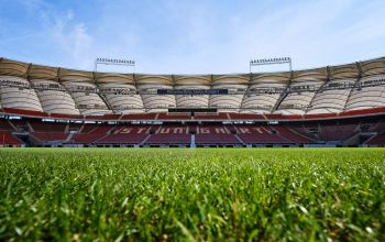 Mercedes-Benz-Arena Foto Froschperspektive