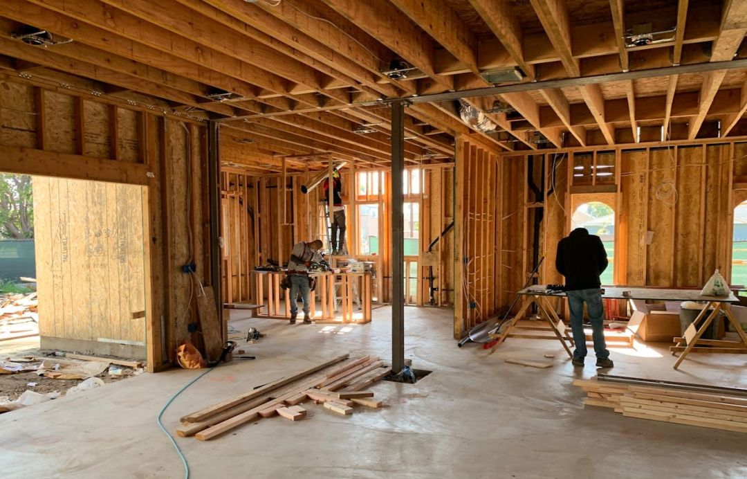 Vorfertigung eines Holzhauses