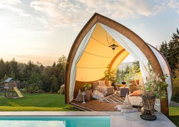 Der Pavillon von STROHBOID ist natürlich elegant