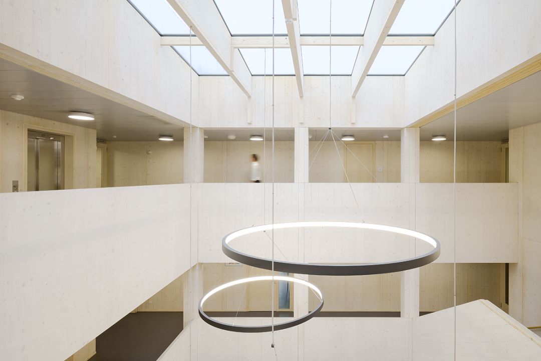 Atrium im Gymnasium Frankfurt Nord