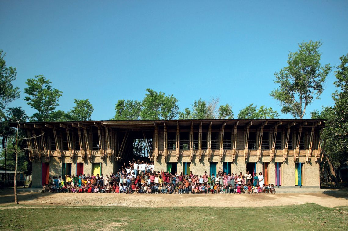 Das Design Build Projekt von Anna Heringer: die Meti Handmade School in Rudrapur, Bezirk Dinajpur, Bangladesch