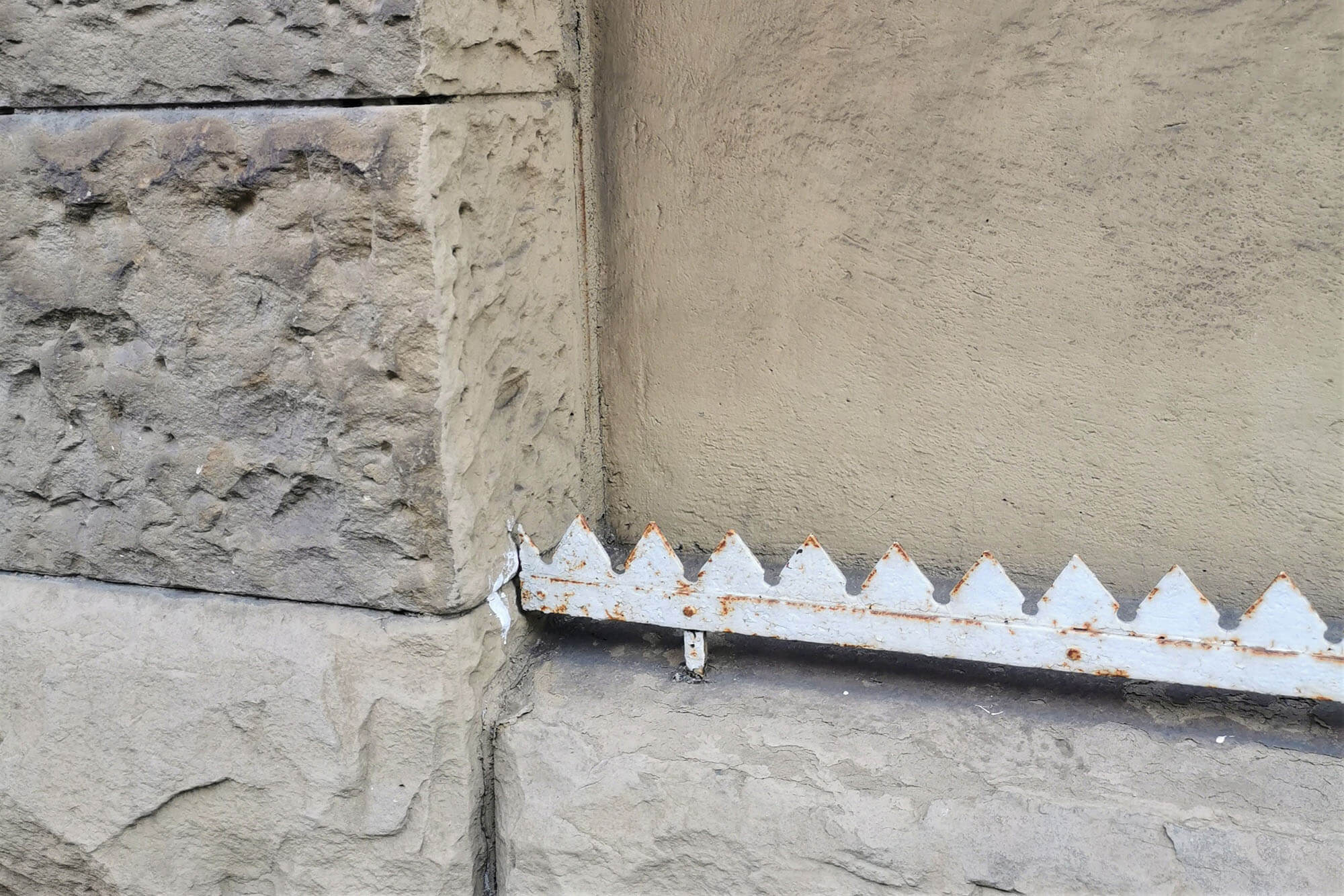 feindliche architektur